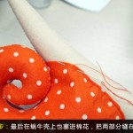 DIYI Lovely Snail Decorative Pillow Free Sewing Pattern