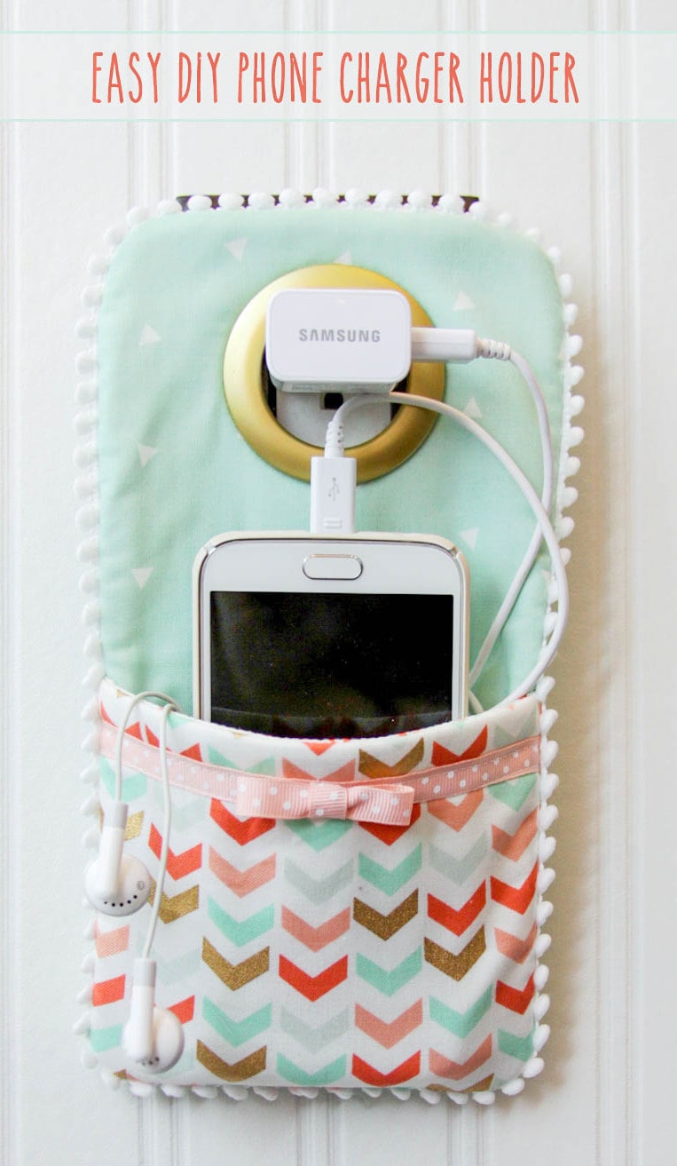 Easy DIY Fabric Phone Charger Station Free Sewing Pattern + Tutorial