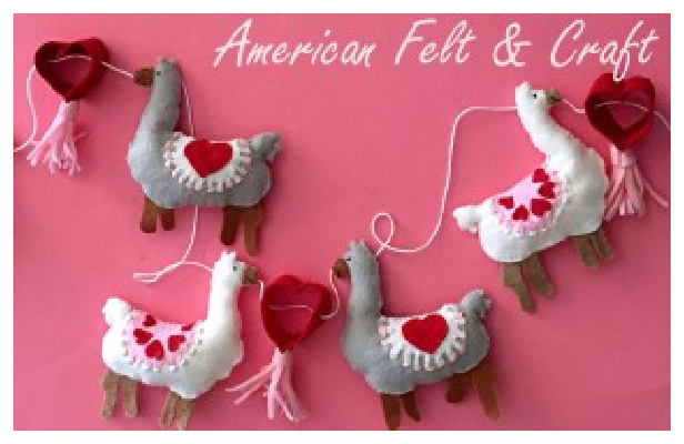 DIY Valentine Felt Llama Love Garland Free Sewing Pattern
