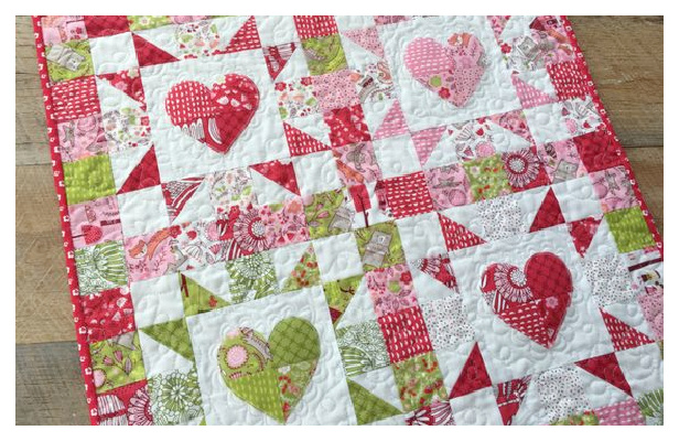  4-Patch Heart Mini Quilt Free Sewing Pattern