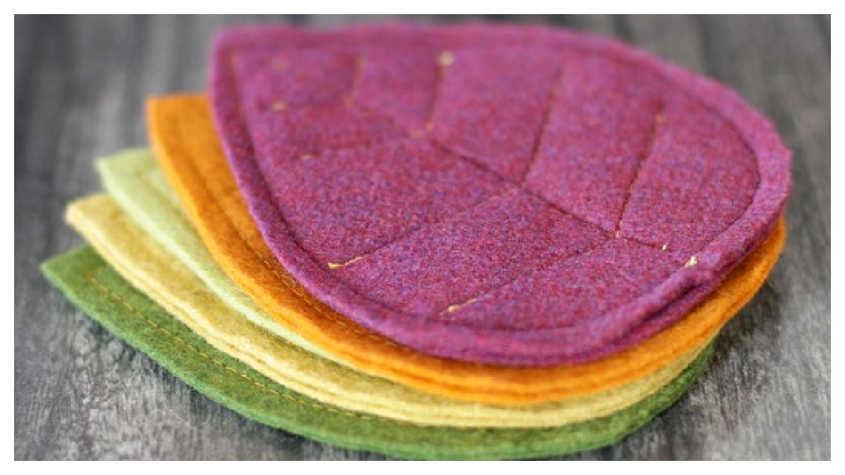 Fall Felt Leaf Coaster Free Sewing Pattern